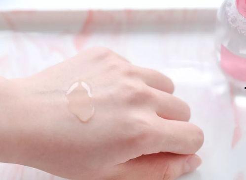 鹅吃瓜好吗,揭秘鹅类美食新潮流