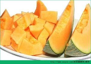 吃草莓还可以吃哈密瓜吗,美味双享的夏日甜品搭配