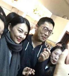 结婚前丈夫吃瓜,揭秘一段不为人知的甜蜜秘密