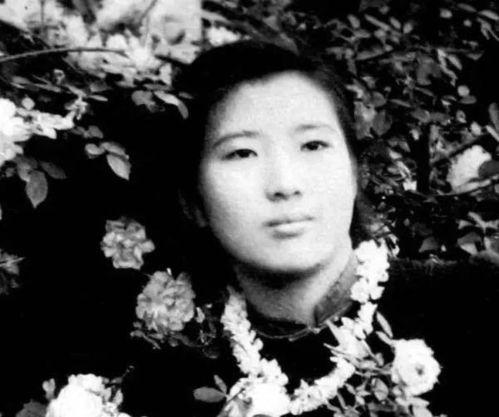 袁隆平师妹吃瓜